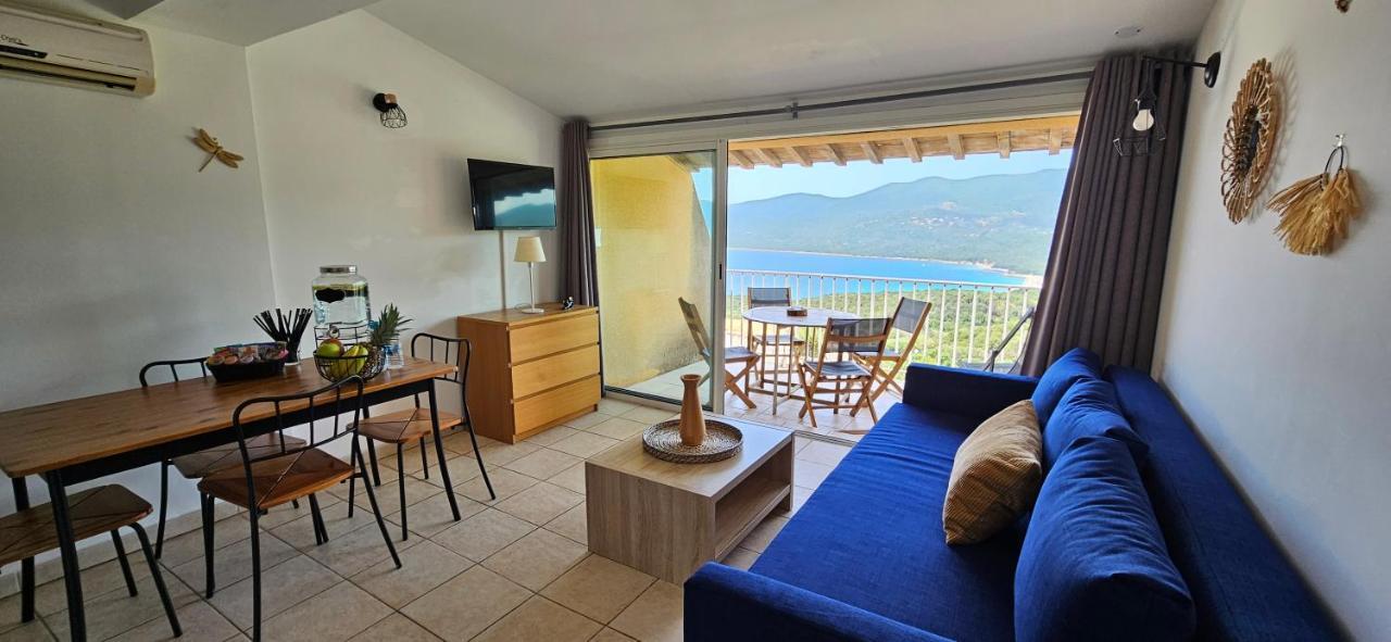 Chalereux T2 Vue Mer Et Piscine Alba Rossa Серра-ди-Ферро Экстерьер фото